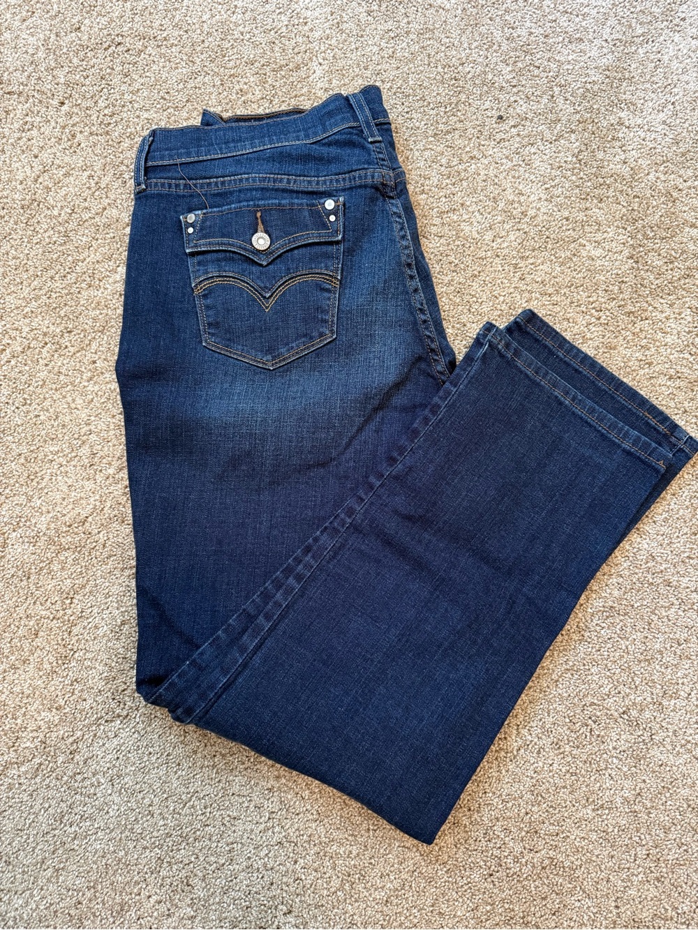 Levi's Women's Dark Blue Straight Leg Jeans with Flap Pocket - Picture 7 of 8